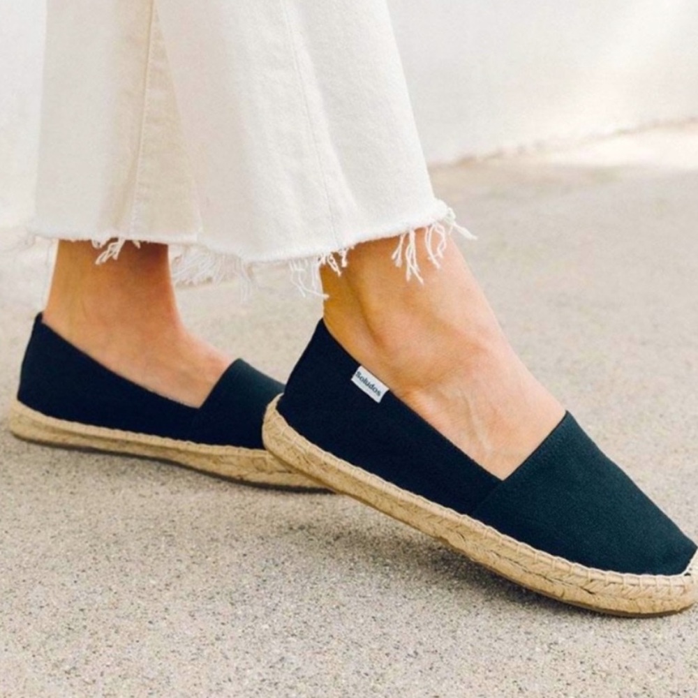 SOLUDOS Dali Black Espadrilles Flat Slip On Shoes Size 8